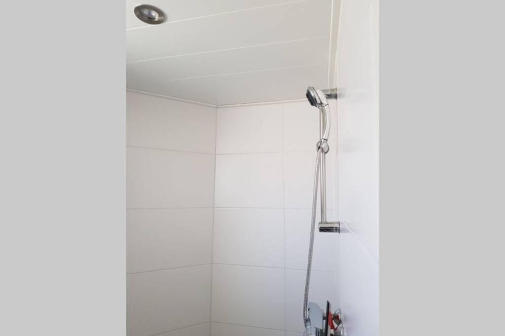 滨海卡特韦克Schoon Sfeervol Souterrain公寓 外观 照片